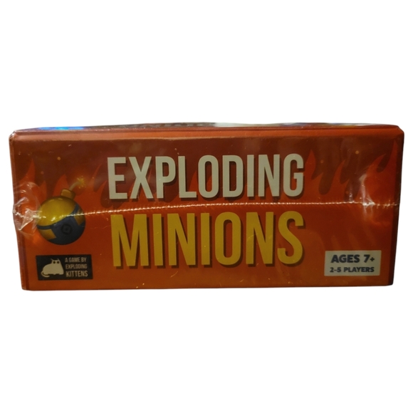 NWT Exploding Minions Kid's Card Game Bananas Flaming Unicorns Ice Cream Age 7+ - Picture 5 of 6